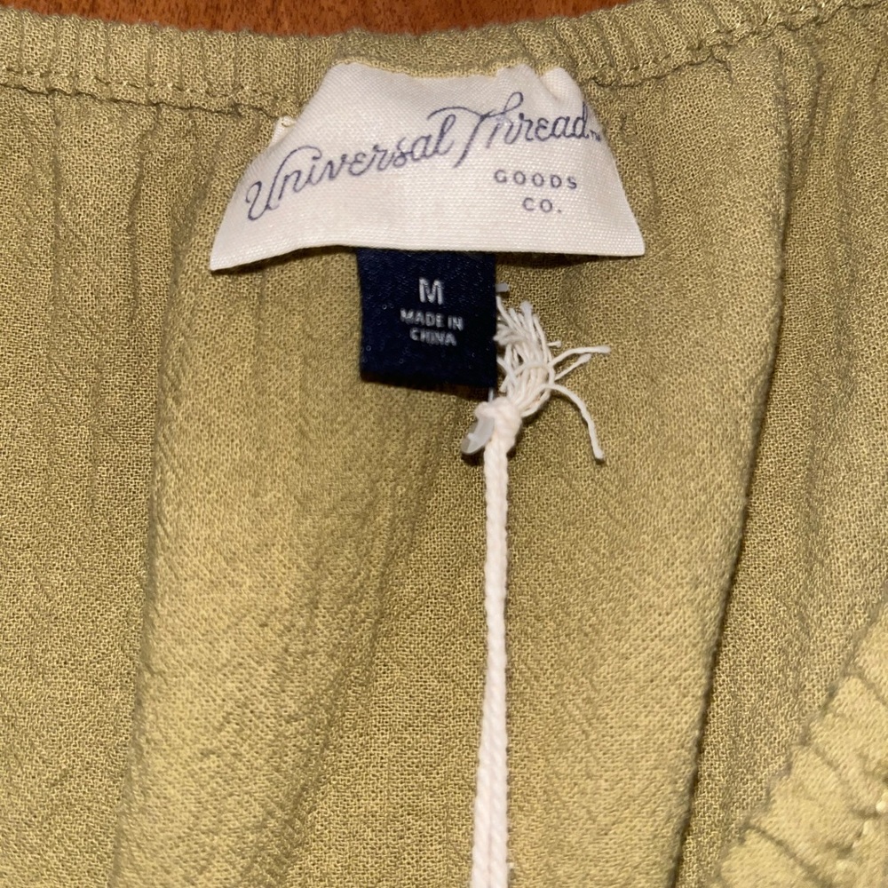 Universal Threads Dress - Picture 4 of 5